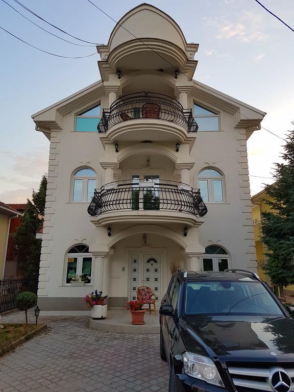 Apartment Cace クマノヴォ エクステリア 写真